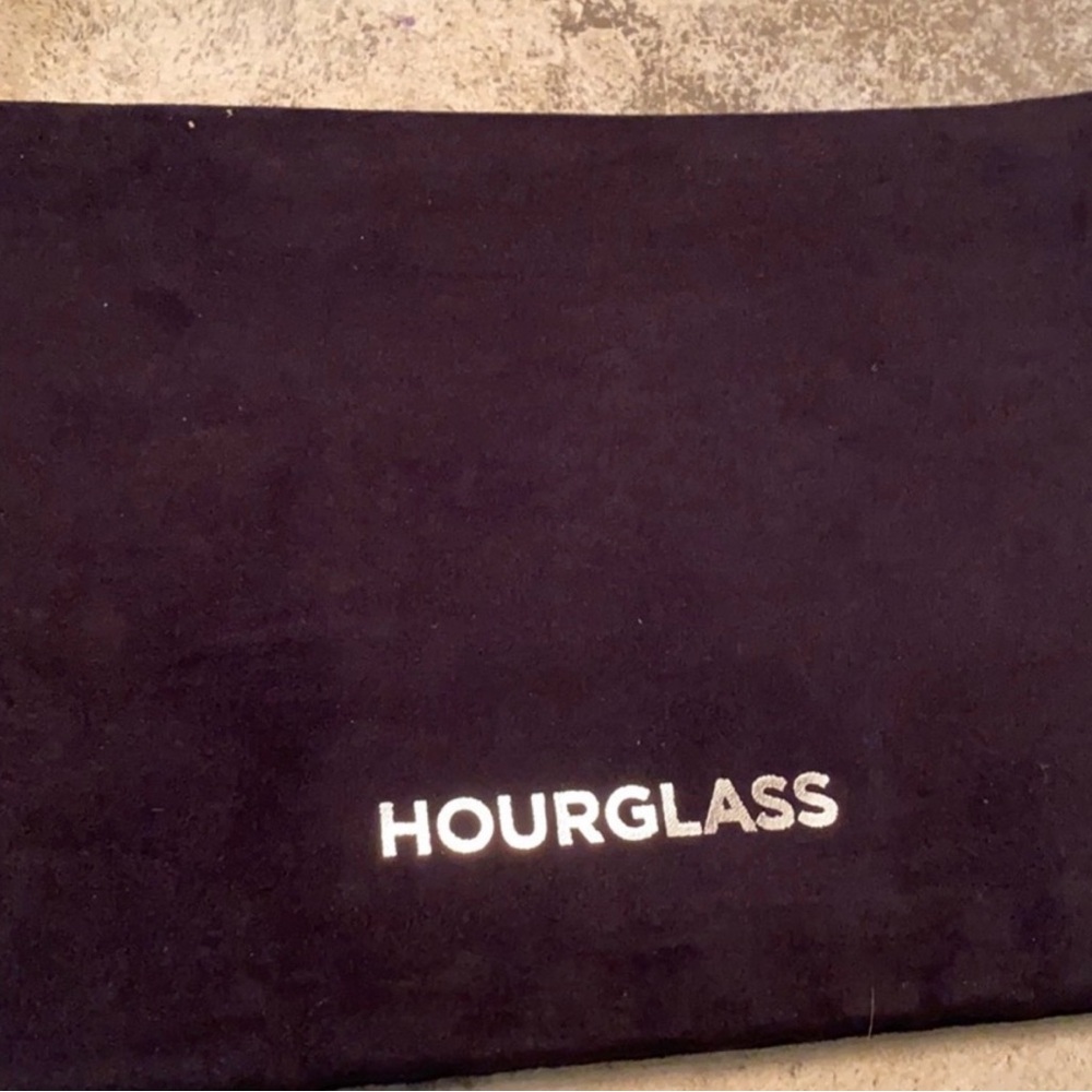 Hourglass - Picture 2 of 3